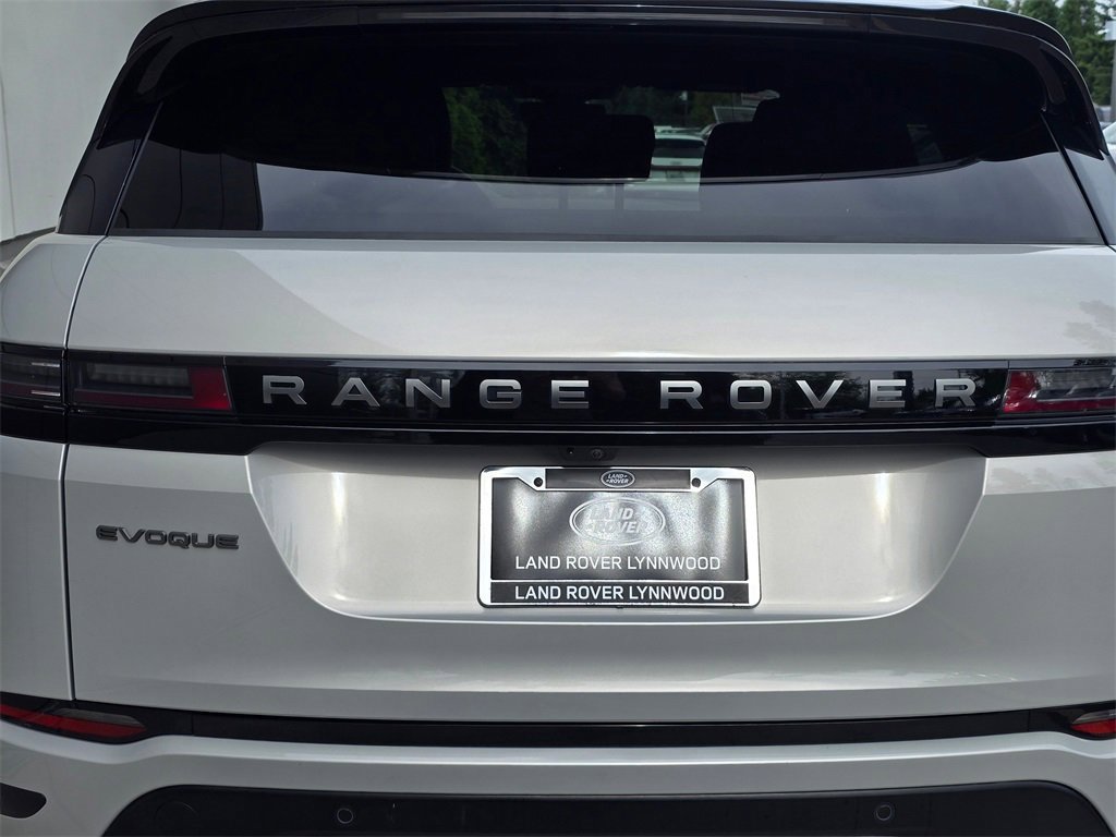 Used 2024 Land Rover Range Rover Evoque S image 9