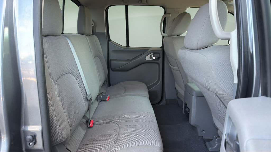 Used 2019 Nissan Frontier SV AWD/4WD image 18