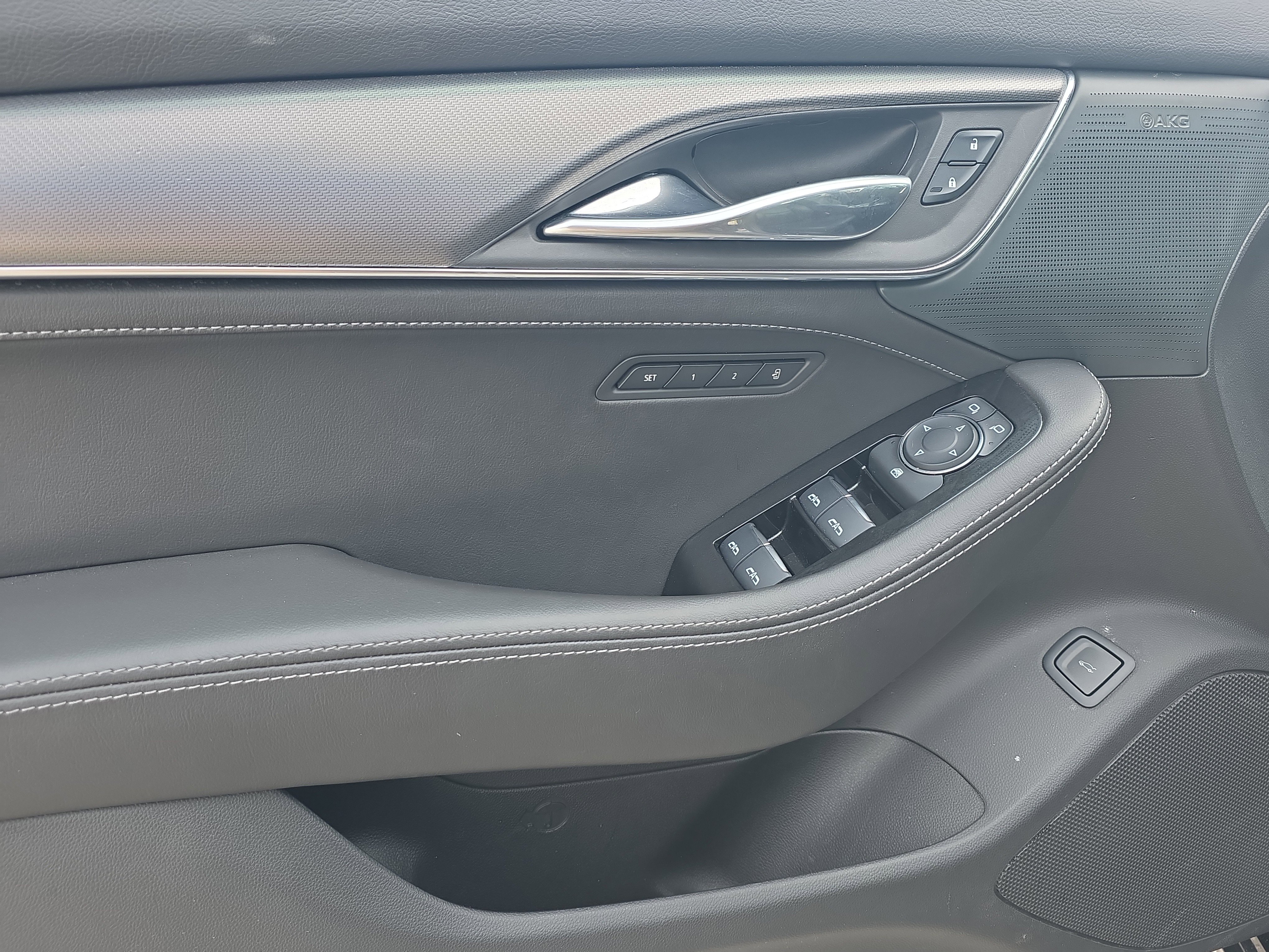 Used 2025 Cadillac CT5 Premium Luxury RWD image 22