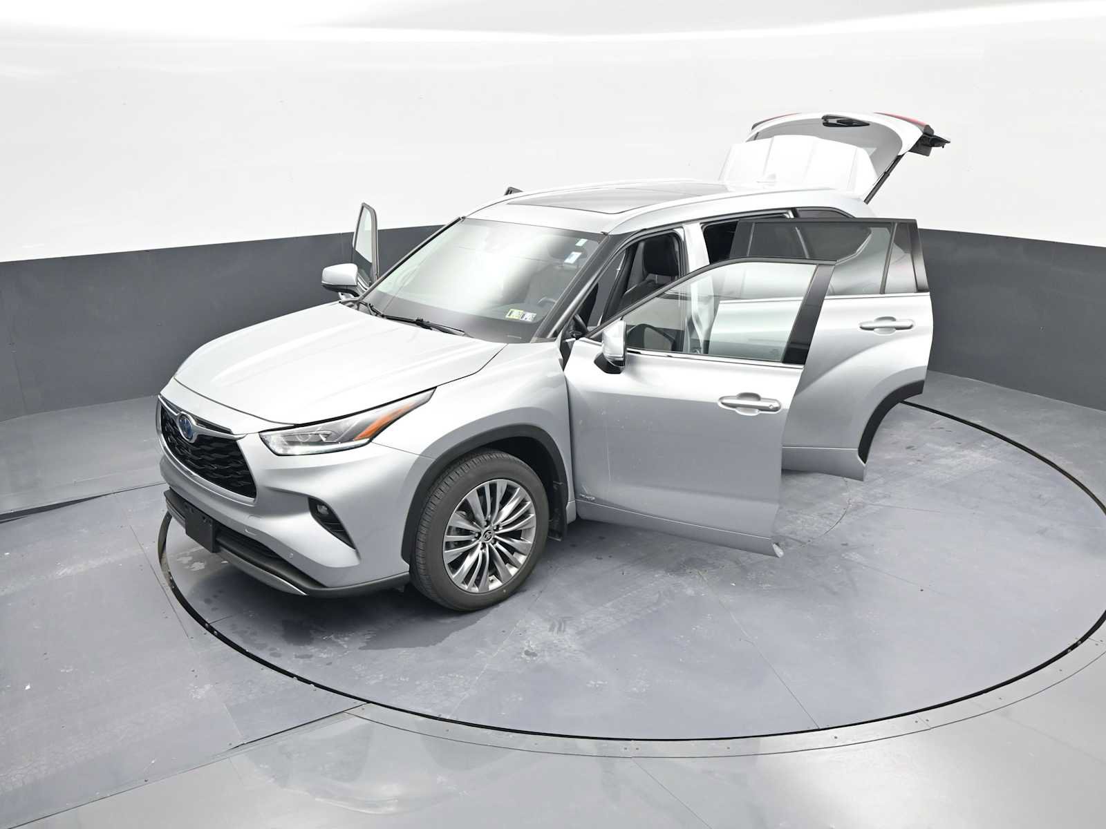 Used 2022 Toyota Highlander Platinum image 42