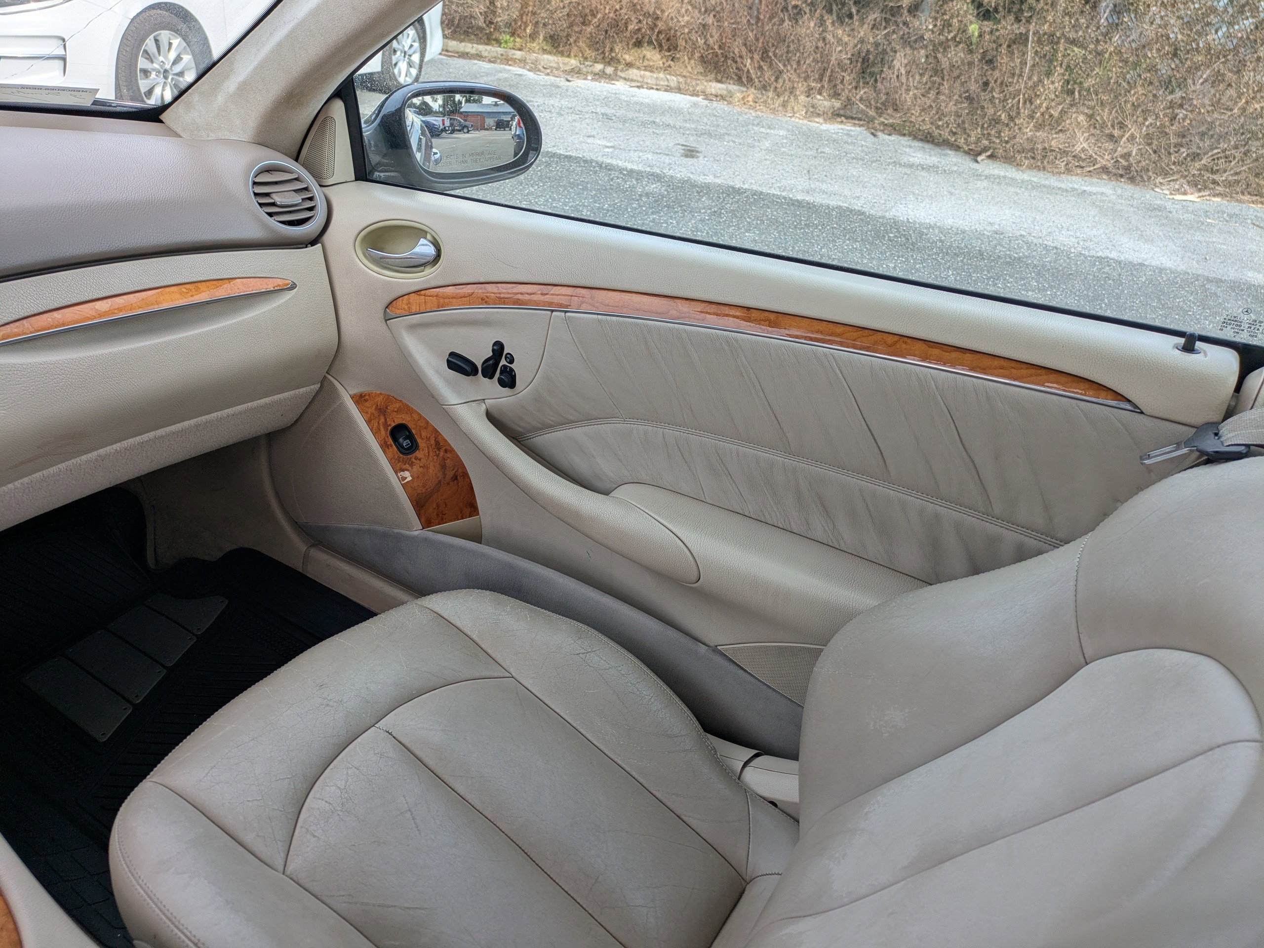 Used 2004 Mercedes-Benz CLK 500 Cabriolet image 21