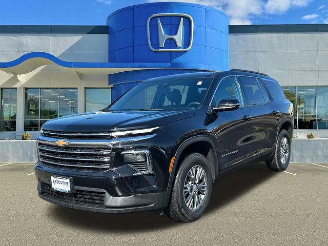 Used 2024 Chevrolet Traverse LT image 5