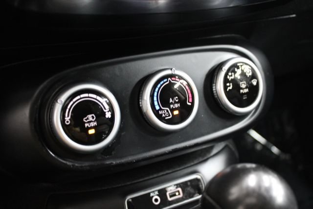 Used 2017 FIAT 500X Trekking FWD image 18