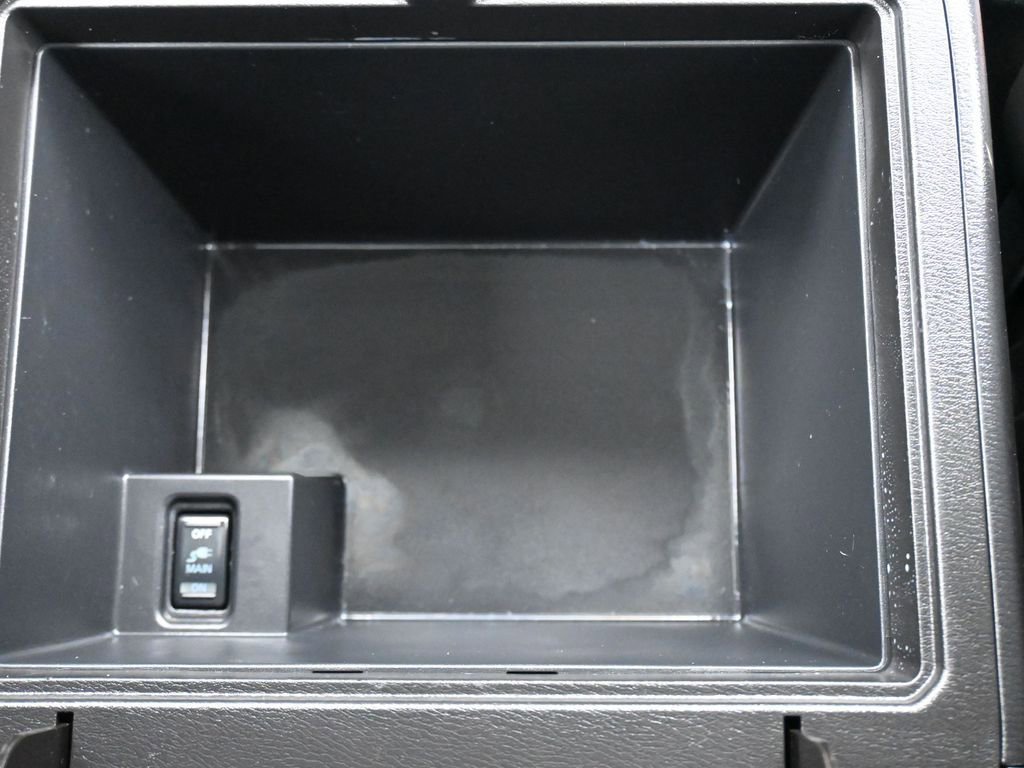 Used 2023 Nissan Armada SL w/ Cargo Package AWD/4WD image 25