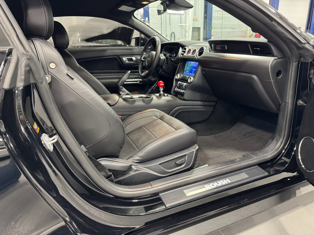 Used 2022 Ford Mustang GT Premium w/ GT Performance Package image 12