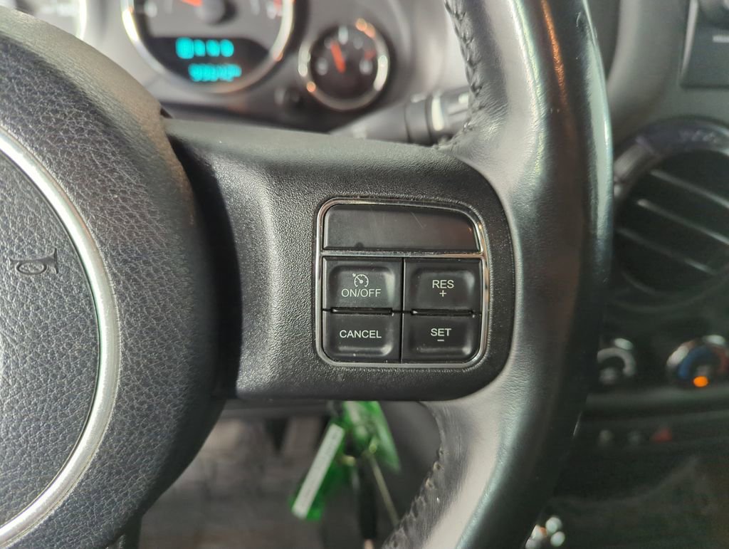 Used 2018 Jeep Wrangler Unlimited Sport S image 23