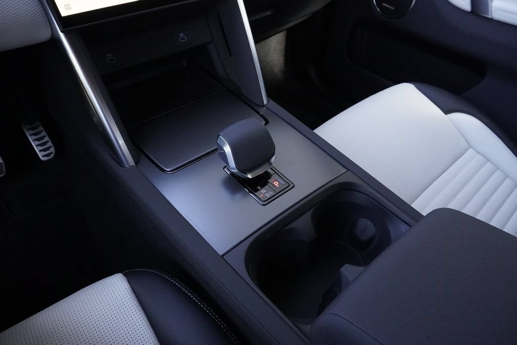 New 2026 Land Rover Discovery Sport Landmark AWD/4WD image 14