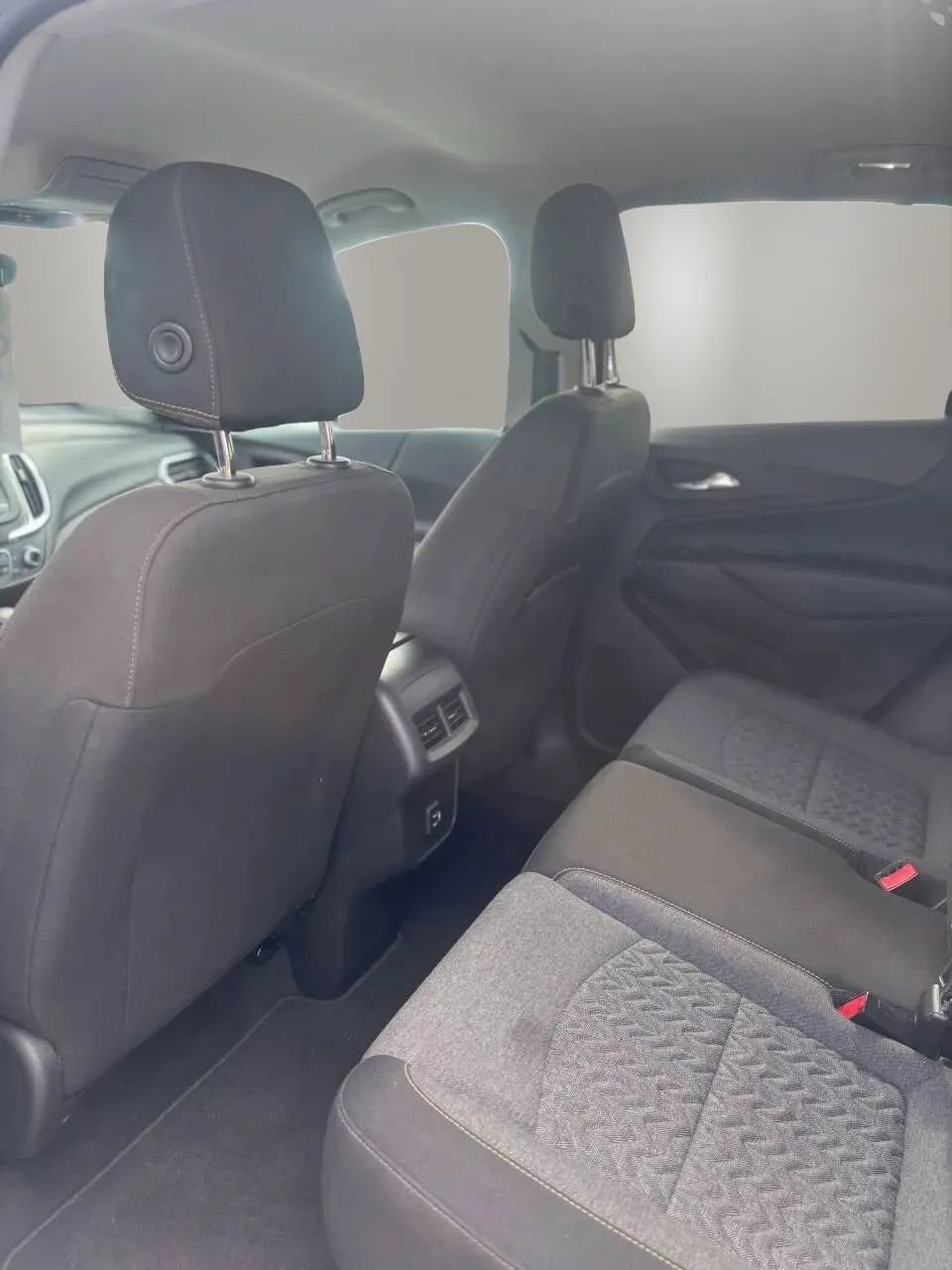 Used 2022 Chevrolet Equinox LT w/ Driver Convenience Package FWD image 14