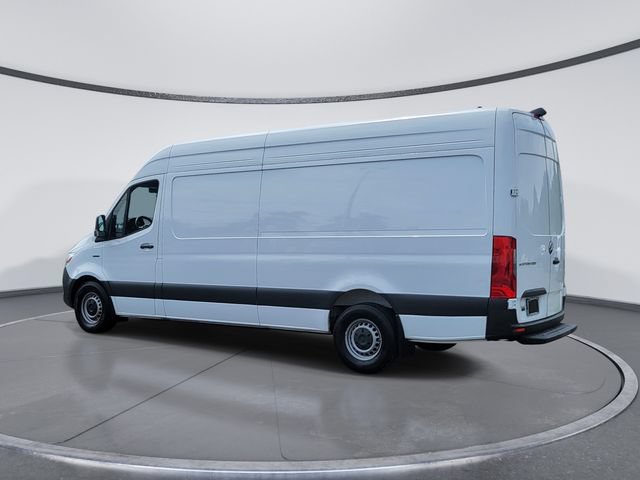 Used 2024 Mercedes-Benz eSprinter 170 Cargo image 5