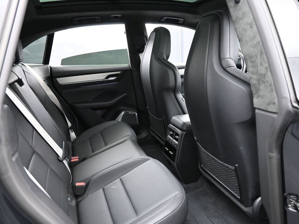 Certified 2024 Porsche Macan Turbo Electric image 29