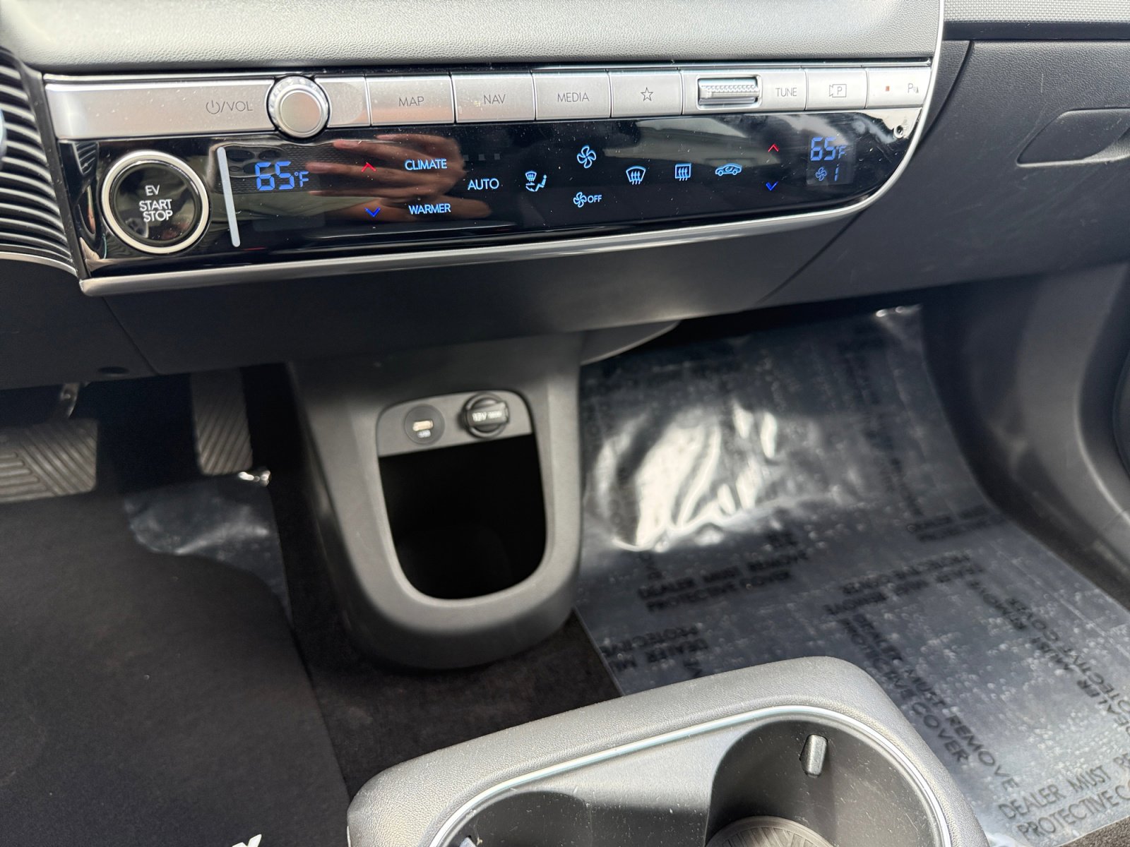 Certified 2024 Hyundai Ioniq 5 SEL RWD image 13