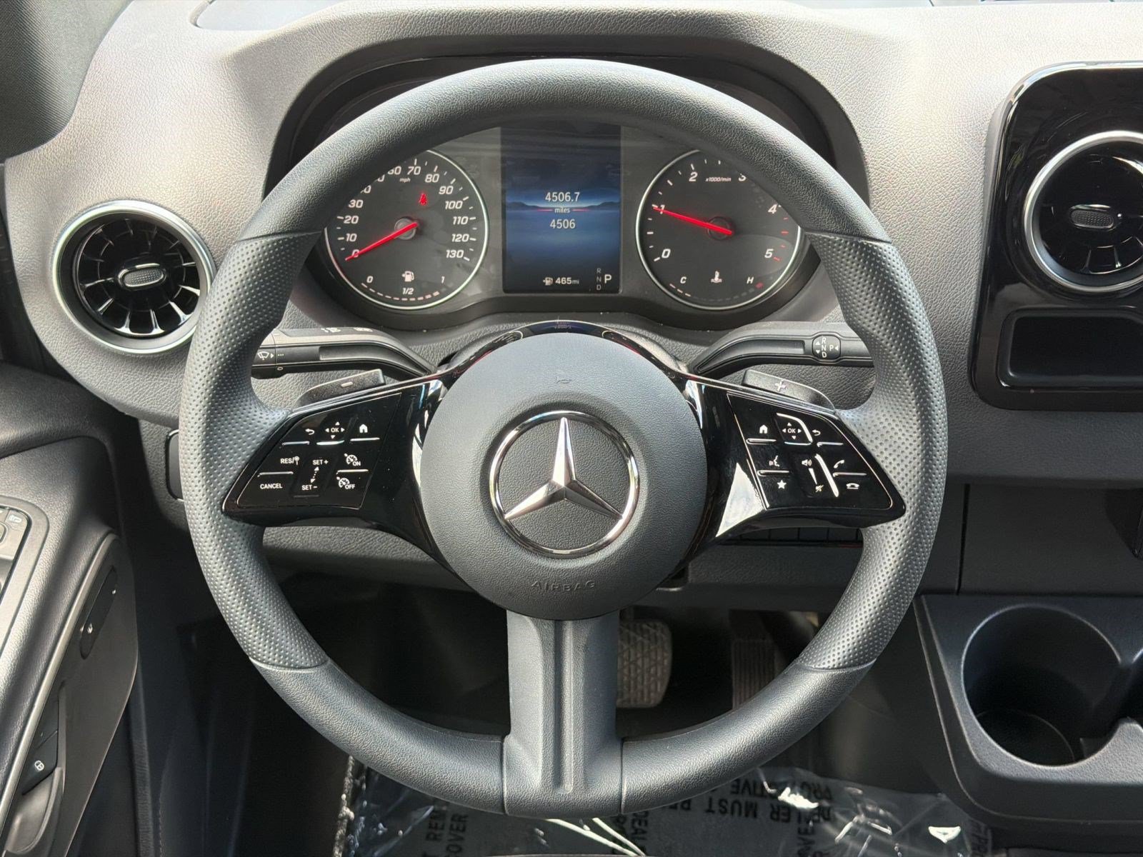 Used 2025 Mercedes-Benz Sprinter 2500 image 11