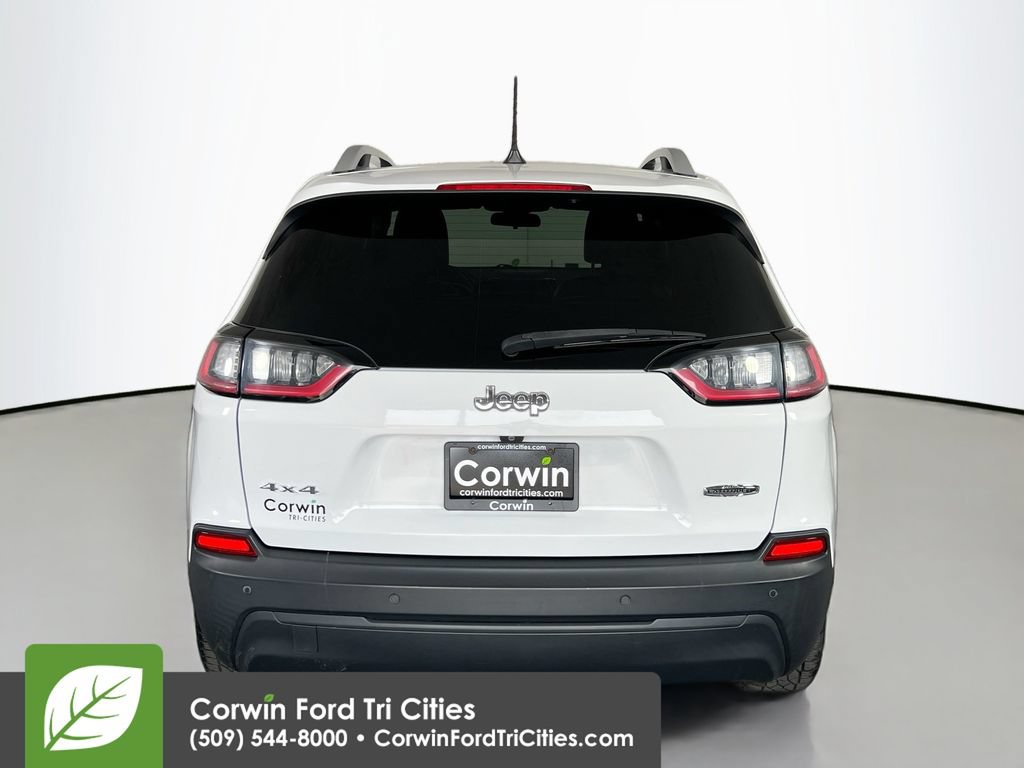 Used 2020 Jeep Cherokee Latitude Plus w/ Cold Weather Group AWD/4WD image 13