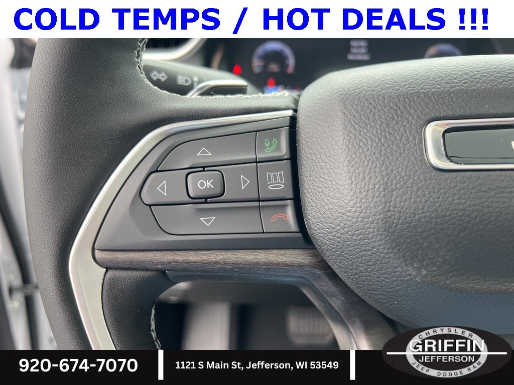 New 2025 Jeep Grand Cherokee Limited w/ Luxury Tech Group II image 21