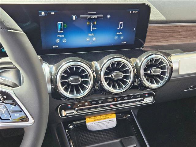 New 2026 Mercedes-Benz GLB 250 image 12