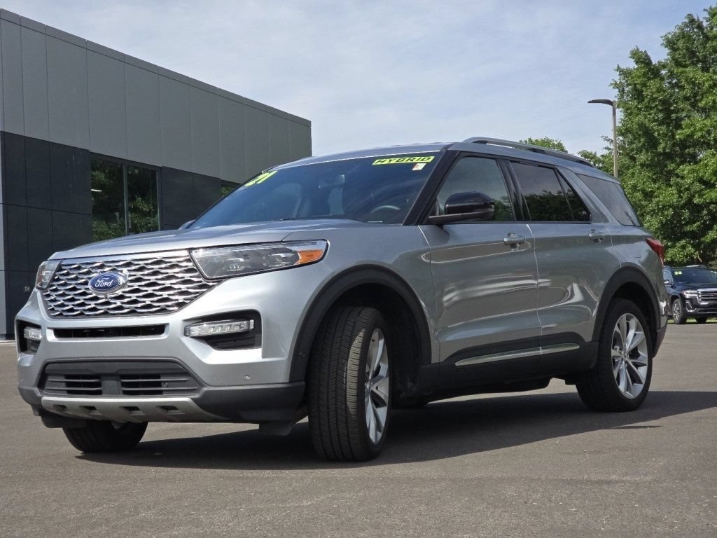 Used 2021 Ford Explorer Platinum w/ Premium Technology Package AWD/4WD image 19