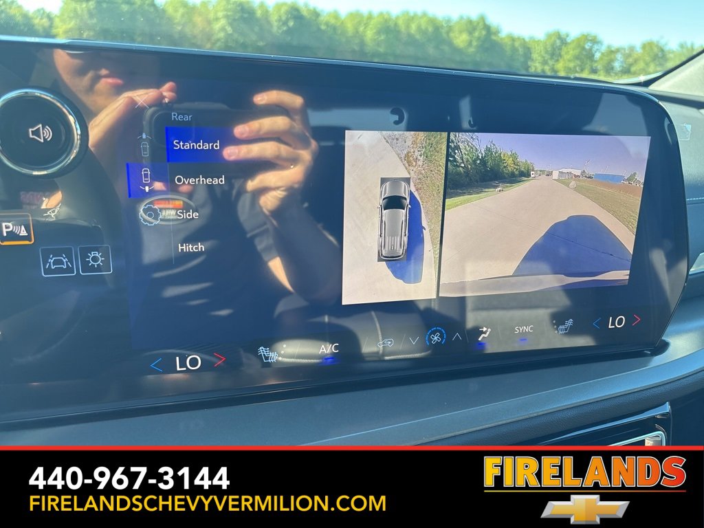 New 2026 Chevrolet Traverse LT w/ Driver Confidence Package image 25