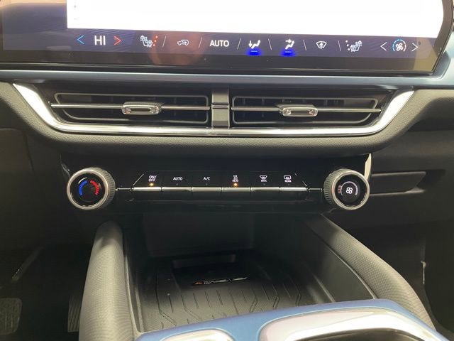 New 2026 Chevrolet Equinox EV LT image 6