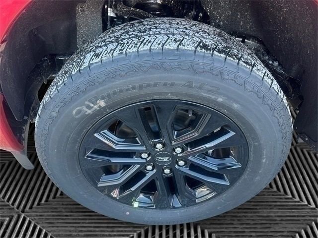 New 2025 Ford F150 Lariat w/ Equipment Group 502A High image 9