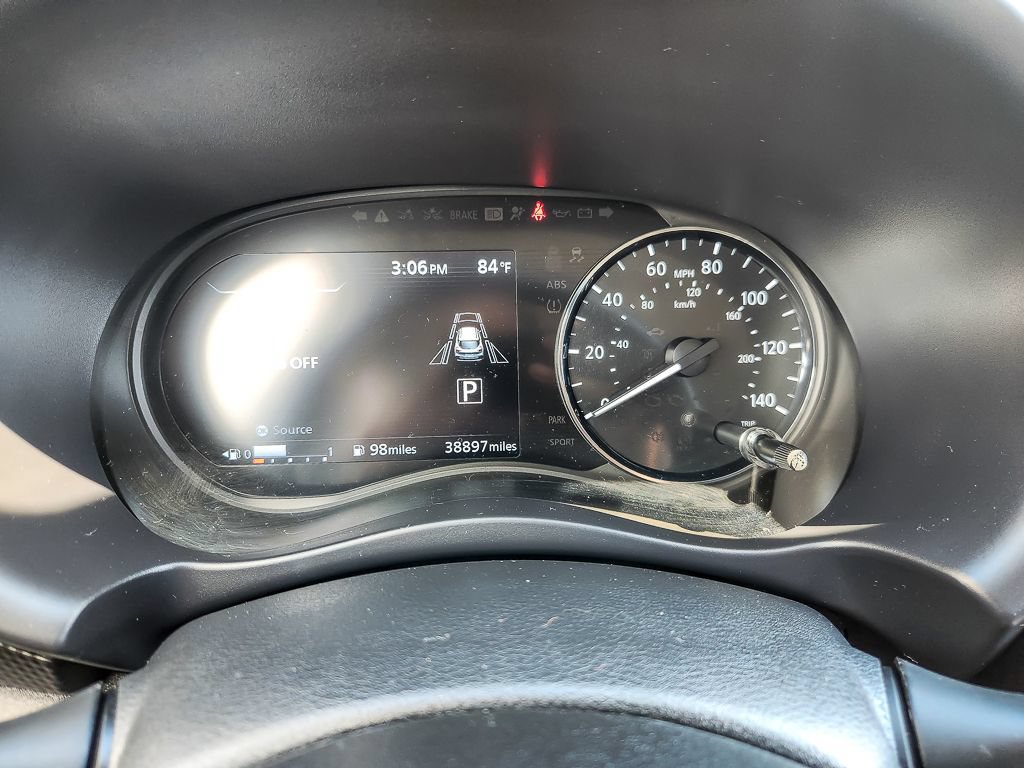 Used 2024 Nissan Kicks SV w/ Exterior Package FWD image 11