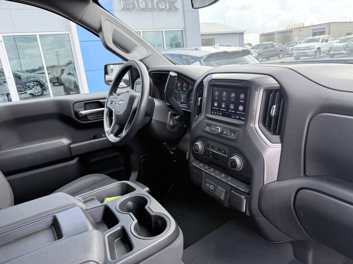 Used 2025 Chevrolet Silverado 1500 Custom RWD image 12