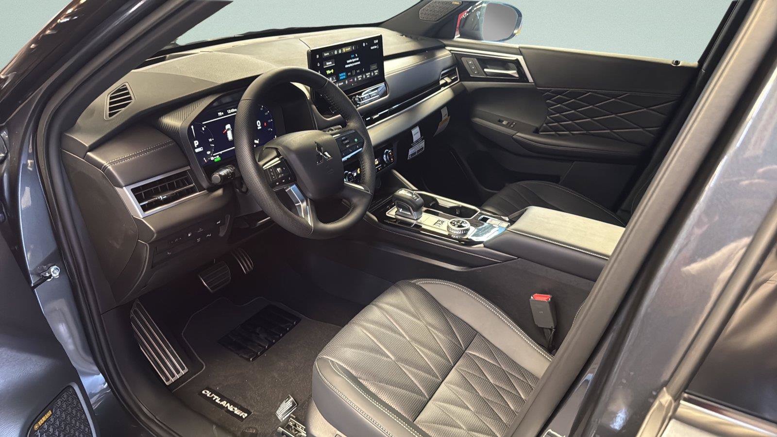 New 2026 Mitsubishi Outlander 4WD Plug-In Hybrid image 11