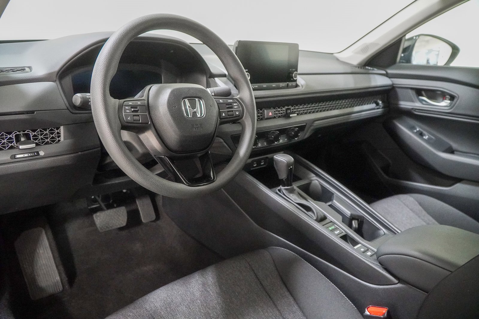 Certified 2025 Honda Accord SE image 20