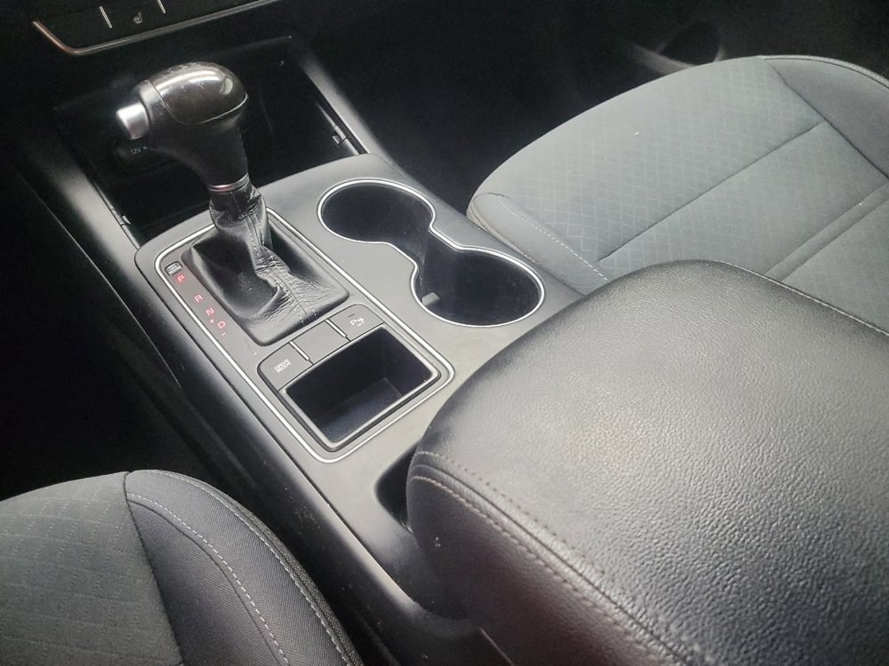 Used 2018 Kia Sorento FWD image 26