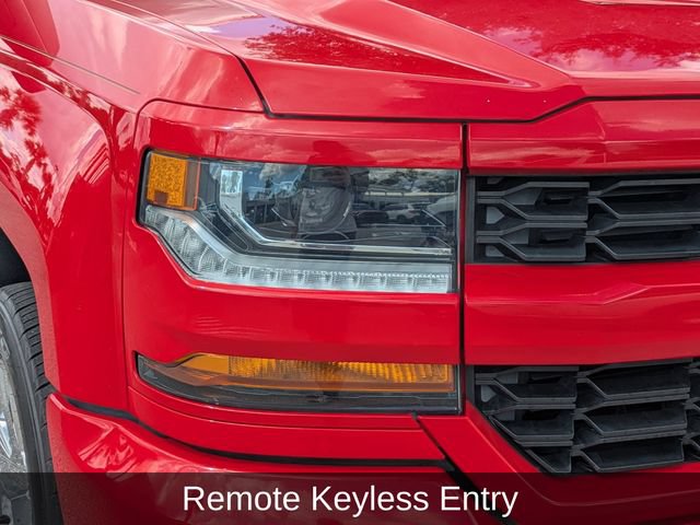 Used 2018 Chevrolet Silverado 1500 Custom w/ Custom Value Package AWD/4WD image 14