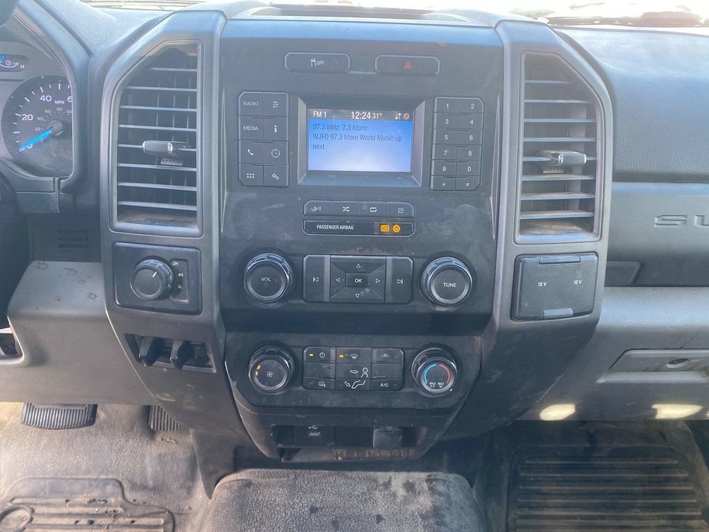 Used 2020 Ford F550 4x4 Regular Cab Super Duty w/ Power Equipment Group image 20