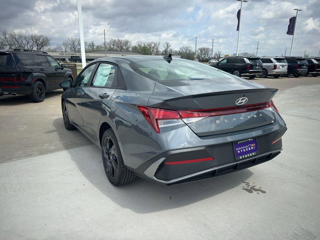 New 2026 Hyundai Elantra Sport FWD image 6