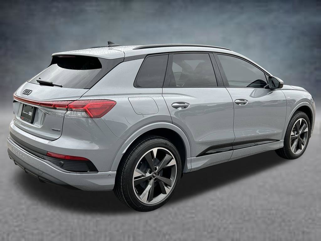 Used 2024 Audi Q4 e-tron Premium Plus AWD/4WD image 5