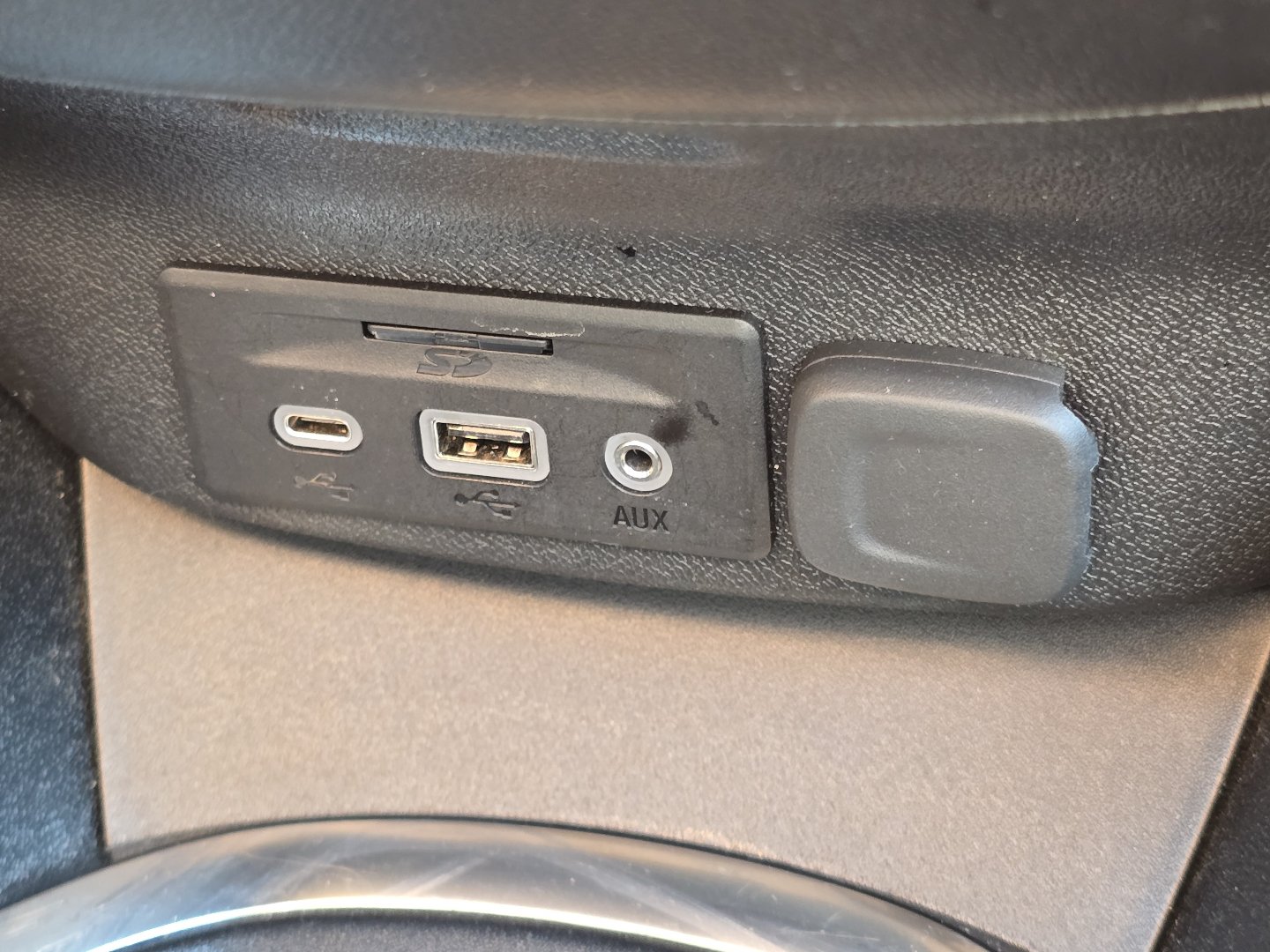 Certified 2024 Chevrolet Malibu LT FWD image 11