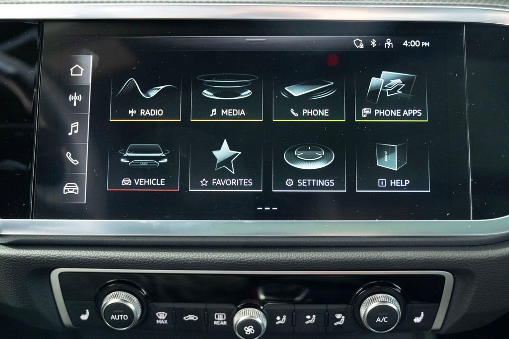 Certified 2025 Audi Q3 2.0T Premium w/ Convenience Package image 3