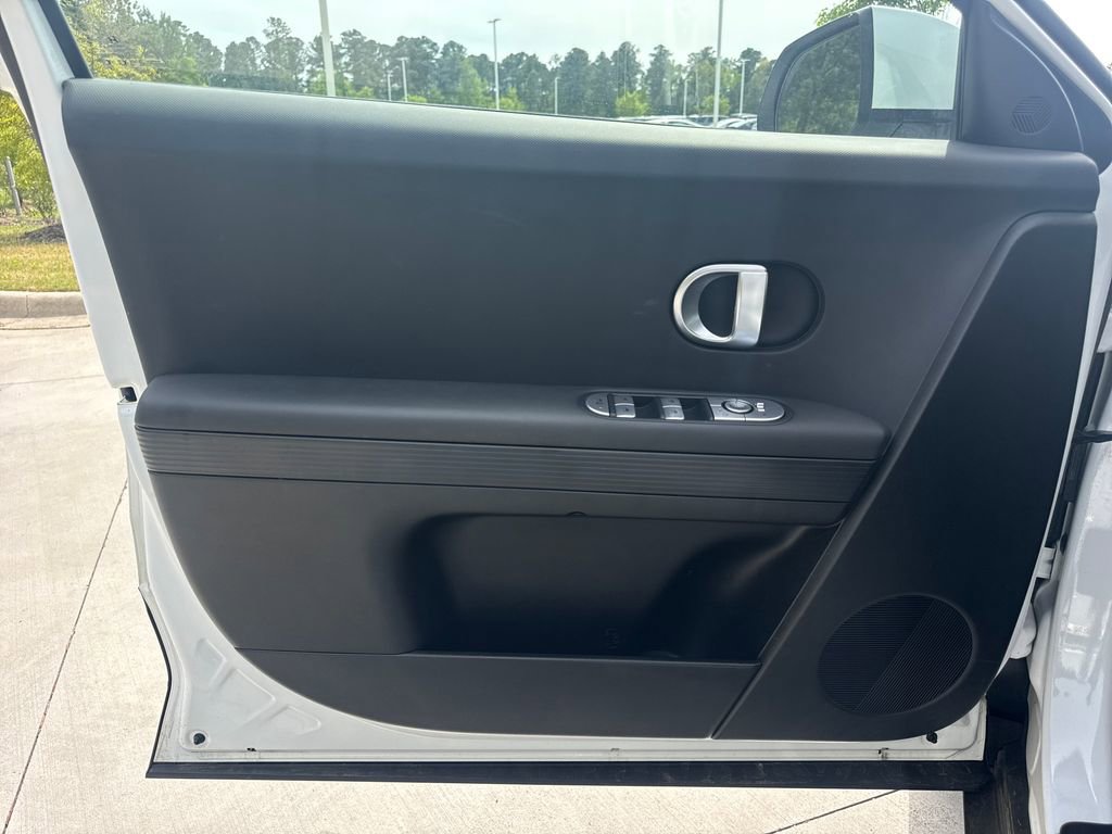Used 2024 Hyundai Ioniq 5 SEL RWD image 14