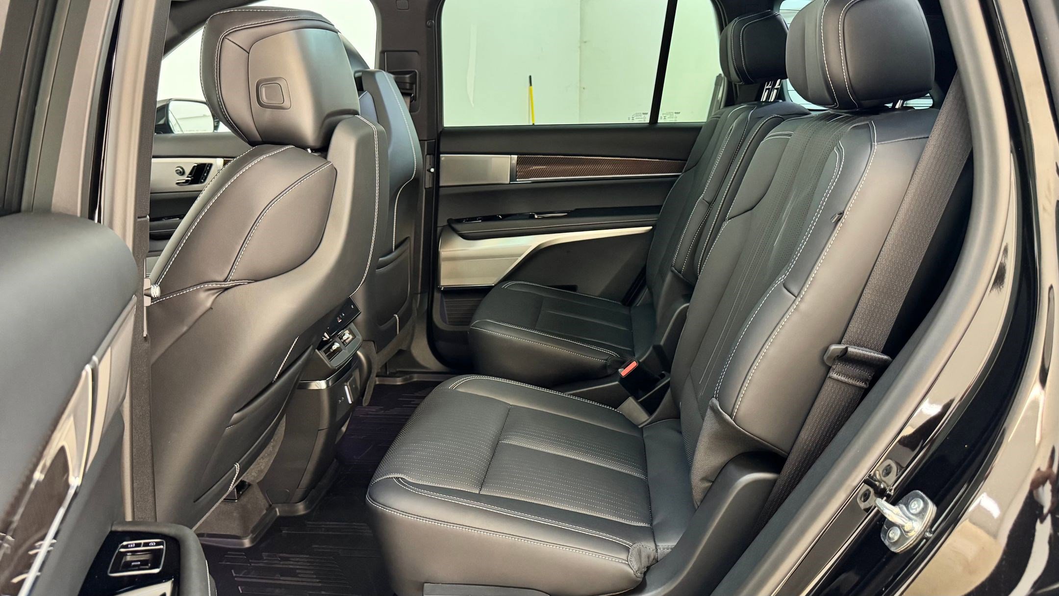 New 2026 Cadillac Vistiq Sport image 15