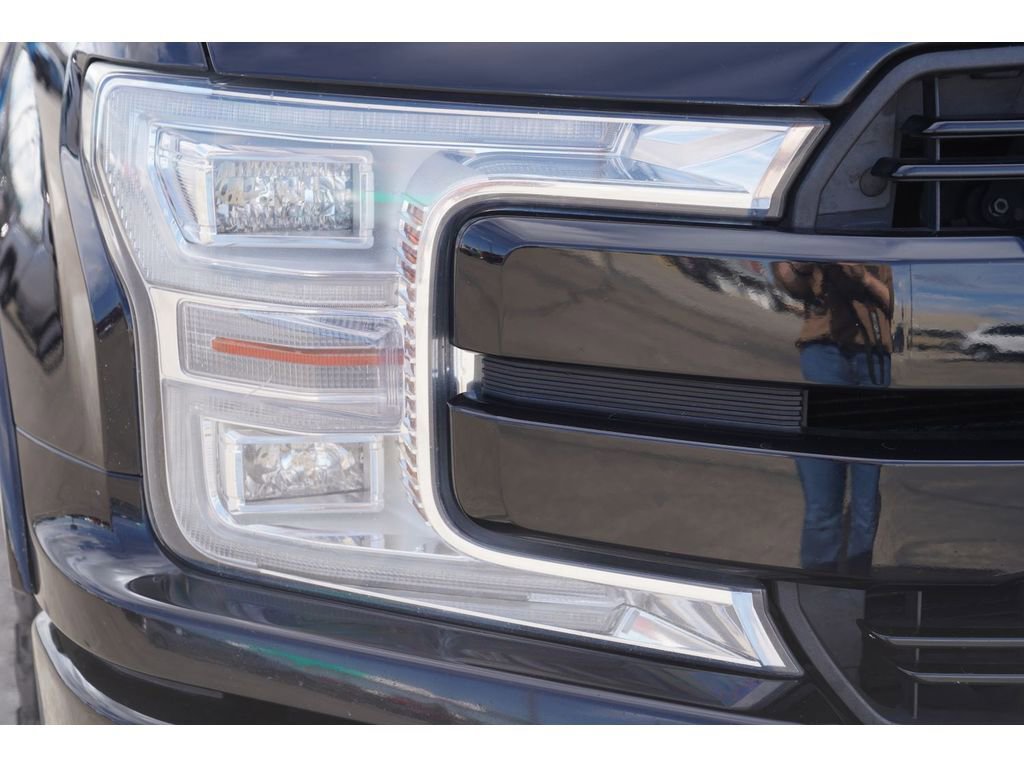 Used 2018 Ford F150 Lariat w/ Equipment Group 502A Luxury AWD/4WD image 8