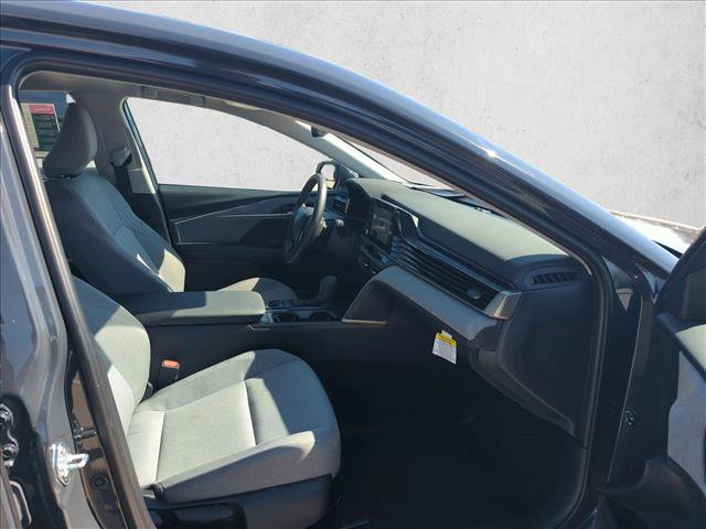 Used 2025 Toyota Camry LE w/ Convenience Package image 19