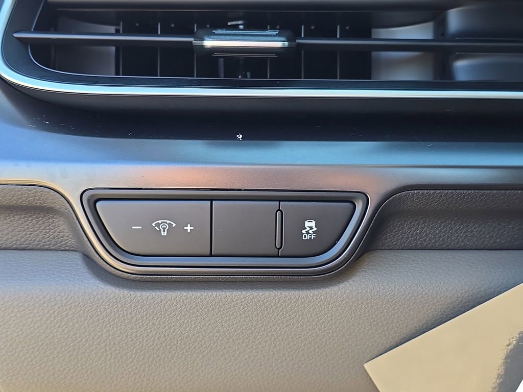 New 2026 Kia Carnival FWD image 27