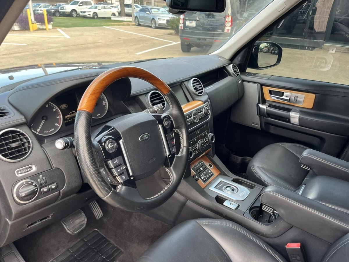 Used 2015 Land Rover LR4 HSE LUX AWD/4WD image 10