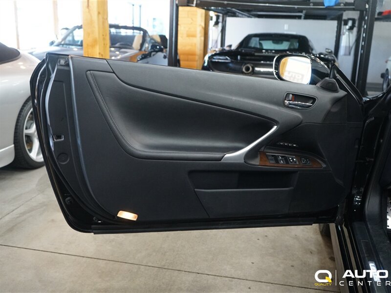 Used 2014 Lexus IS 250C RWD image 10