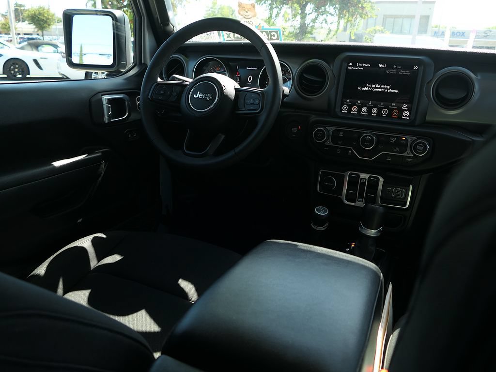 Used 2023 Jeep Wrangler Unlimited Sport AWD/4WD image 24