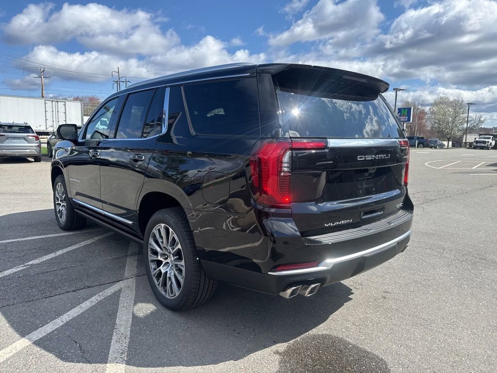 New 2026 GMC Yukon Denali w/ Denali Reserve Package AWD/4WD image 4