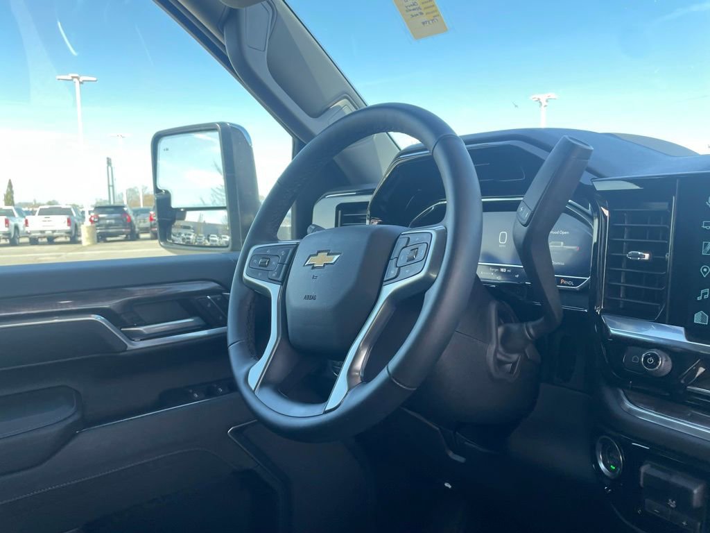 Used 2024 Chevrolet Silverado 2500 LTZ w/ LTZ Plus Package image 29