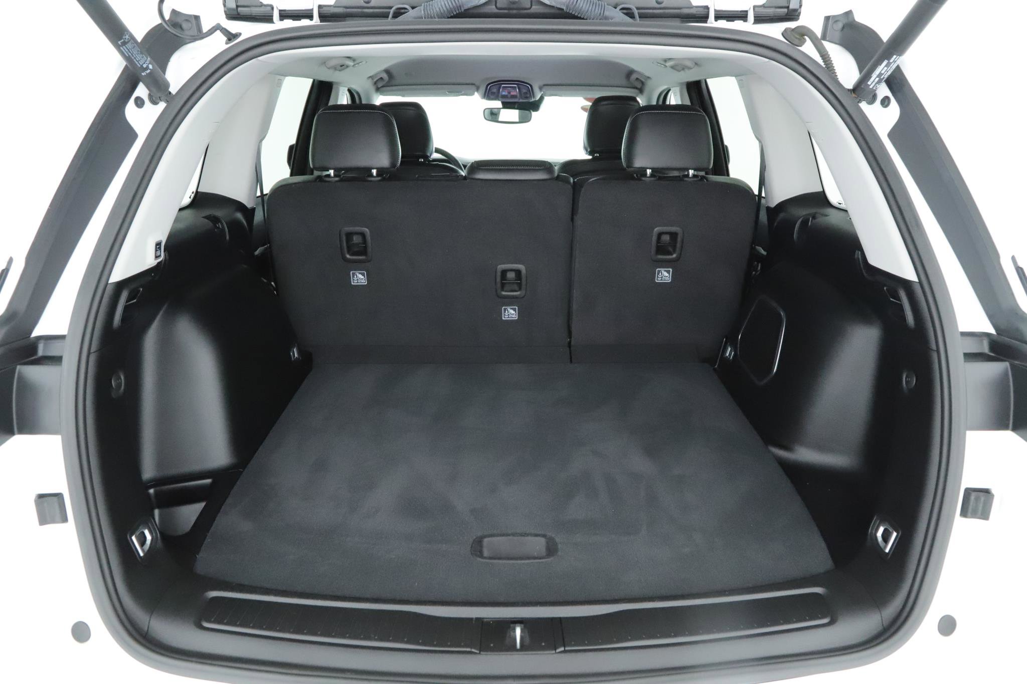 Used 2023 Jeep Grand Cherokee Limited w/ Trailer Tow Prep Group (B) image 18