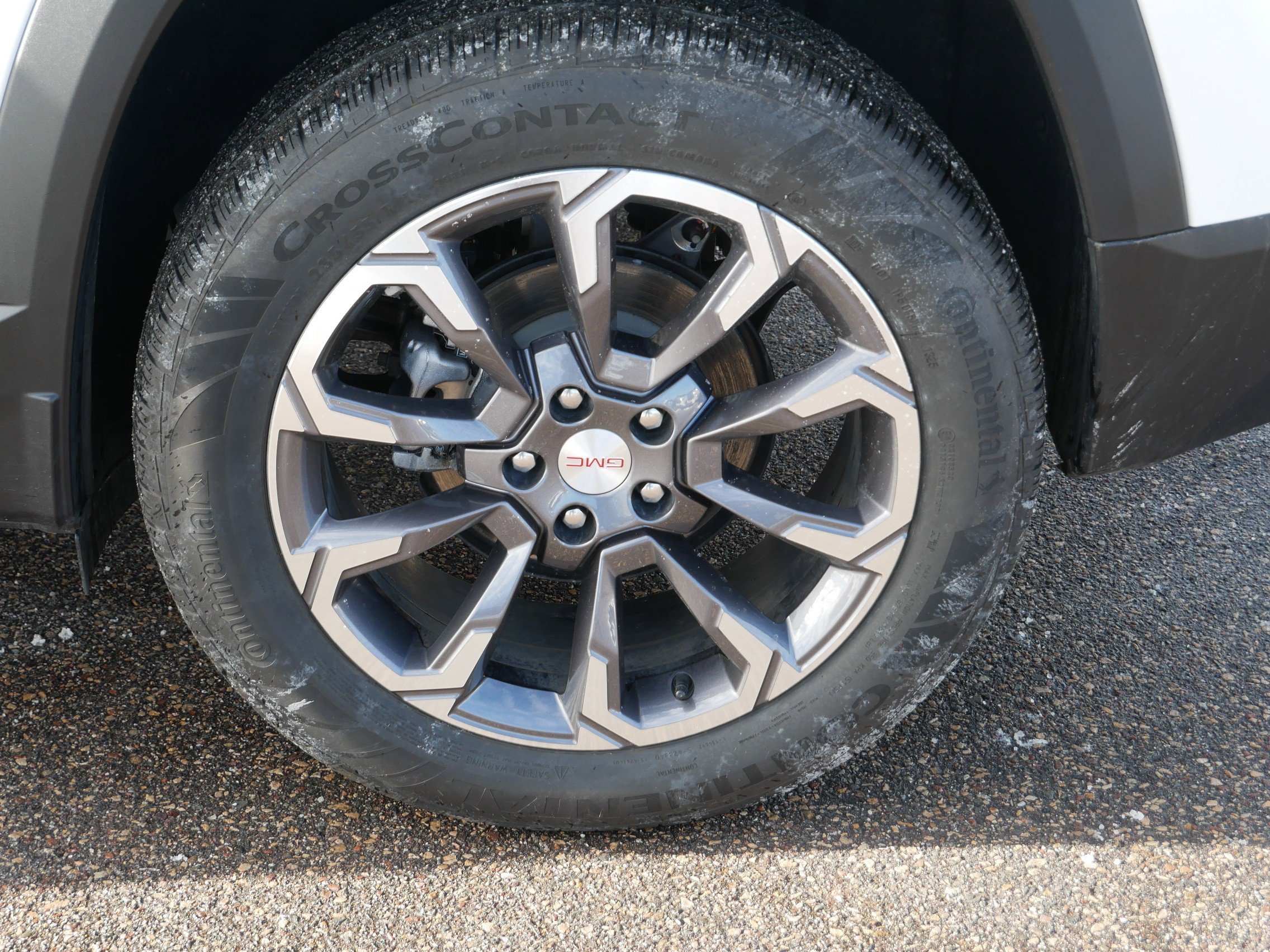 Used 2026 GMC Terrain Elevation w/ Elevation Premium Package image 3