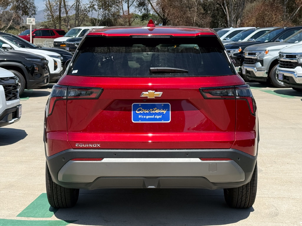 New 2027 Chevrolet Equinox LT FWD image 6