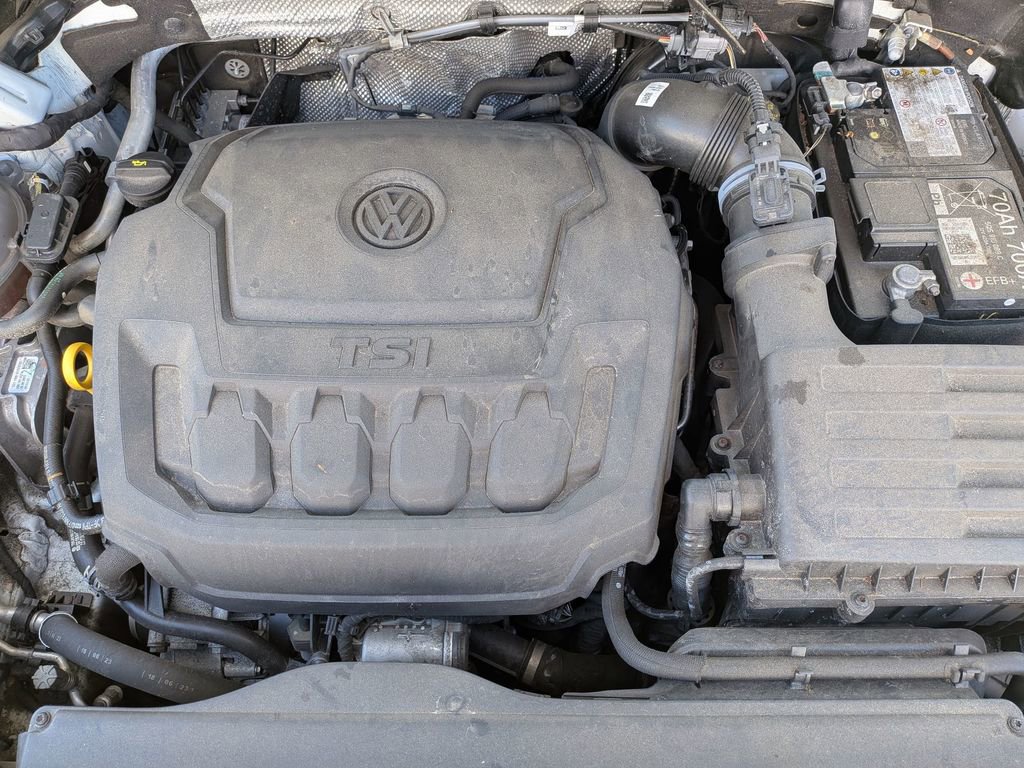 Used 2024 Volkswagen Tiguan SE AWD/4WD image 35