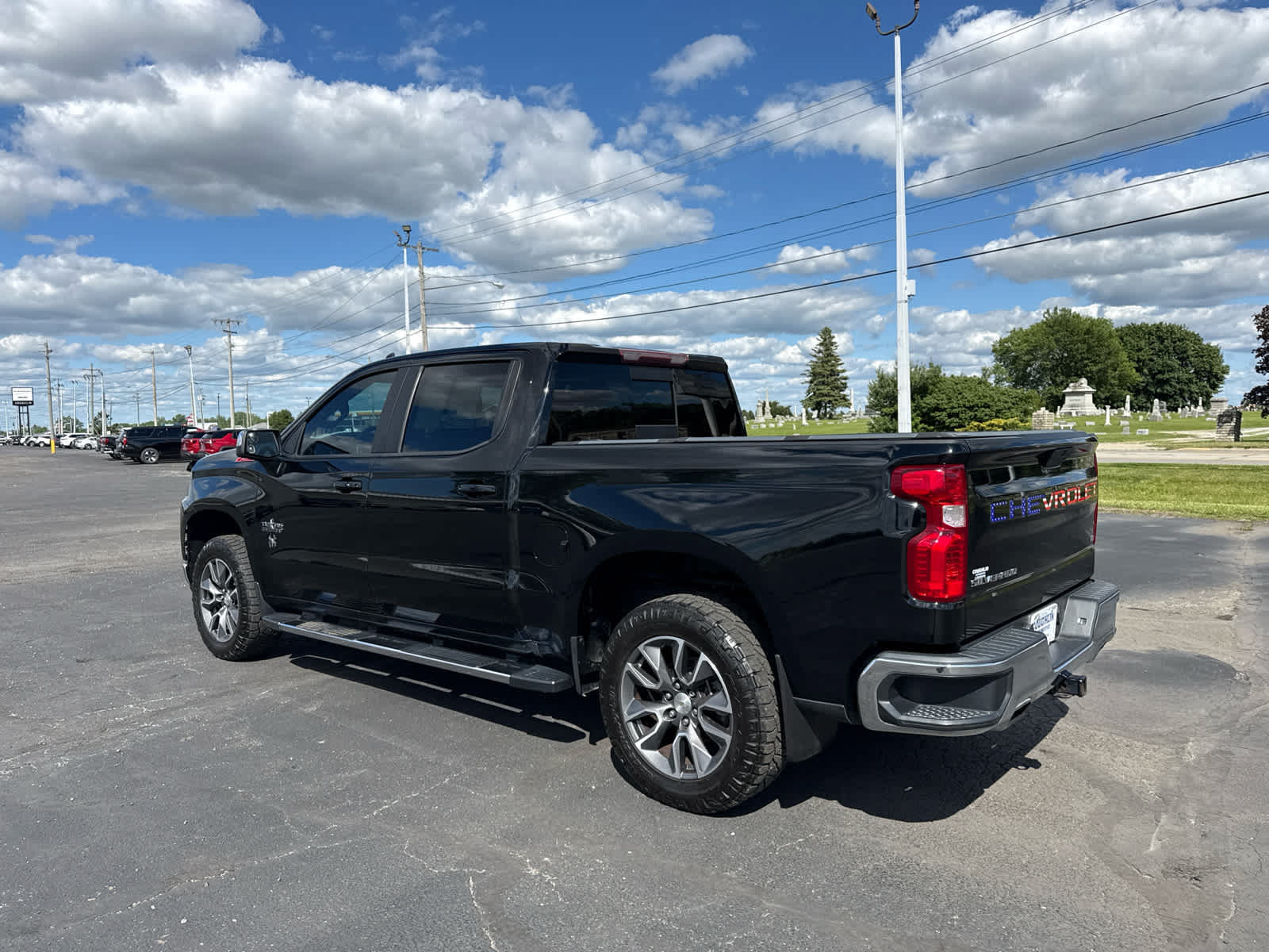 Certified 2020 Chevrolet Silverado 1500 LT w/ Texas Edition AWD/4WD image 3
