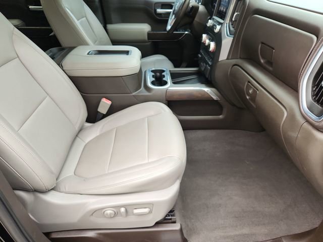 Used 2020 GMC Sierra 1500 SLT RWD image 28